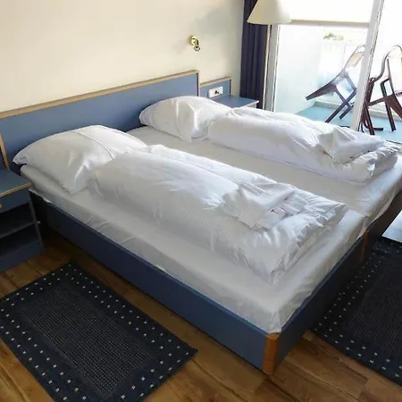 Yachthafenresidenz-wohnung-8205-853 Апартаменты